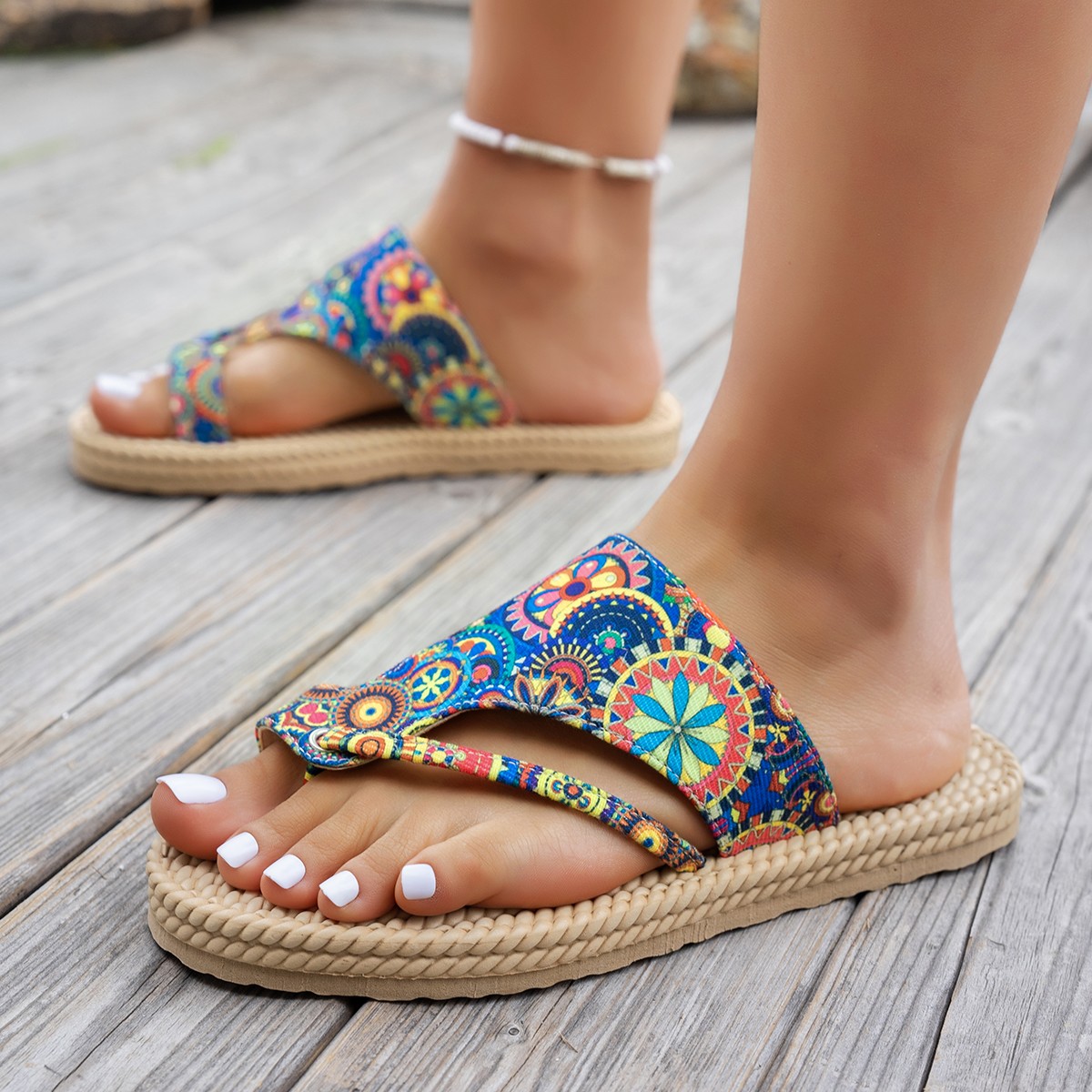 Ethnic Modern Fashion - Sandales plates ouvertes pour femmes, colorées,