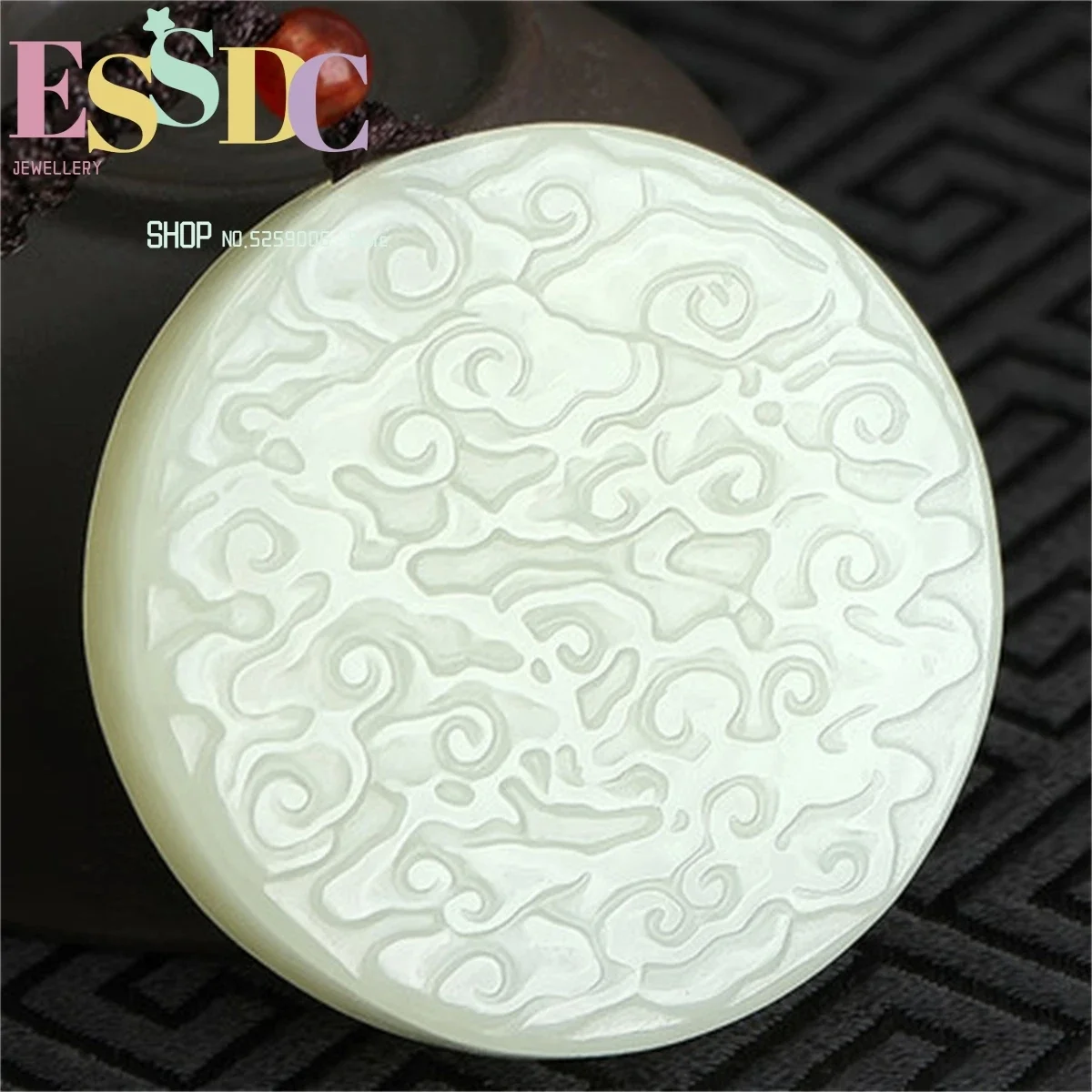 Collier pendentif en jade Xian - Is Ethnic Fashion A Good Brand avis et prix