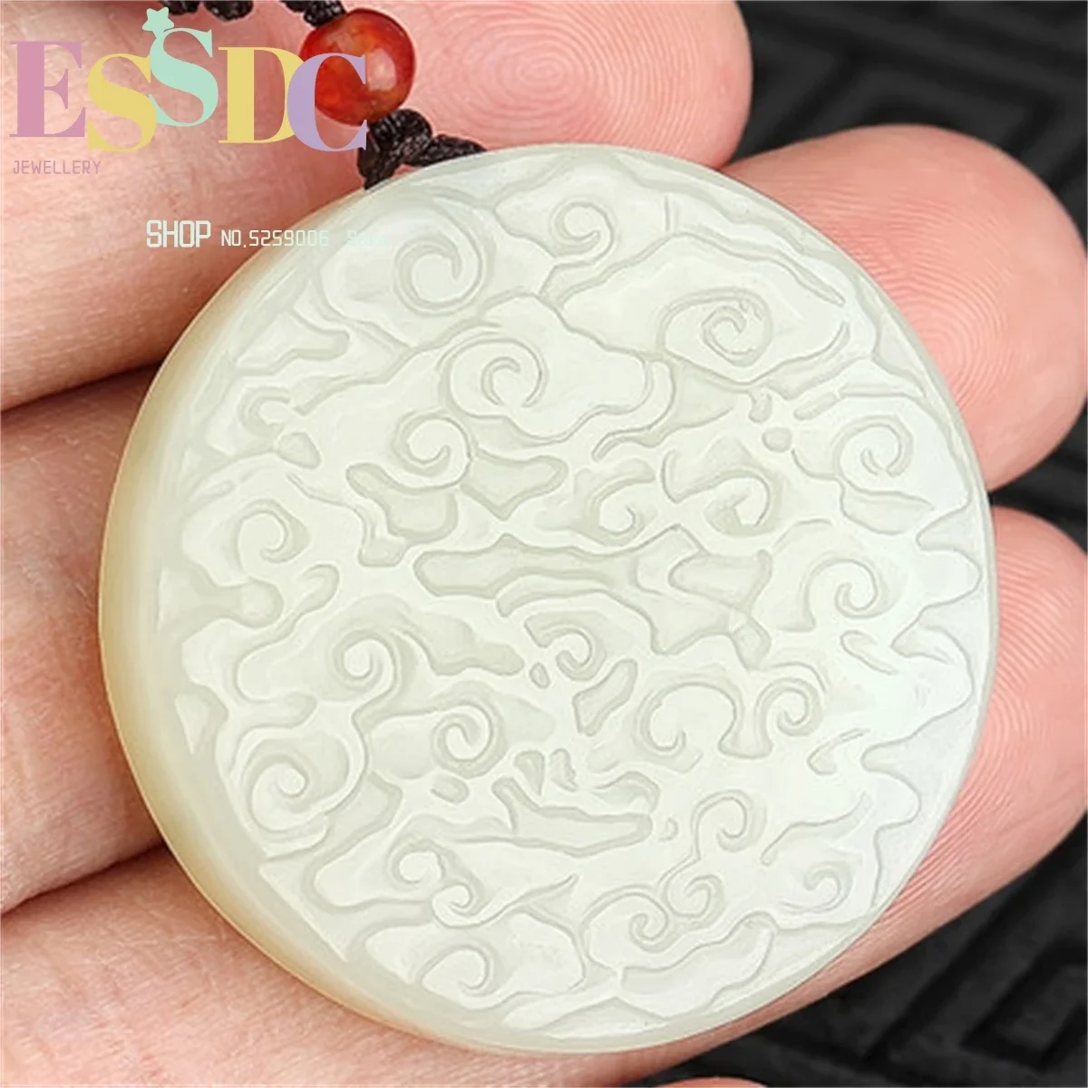 Collier pendentif en jade Xian - Is Ethnic Fashion A Good Brand avis et prix
